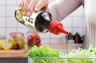 Được thành lập vào năm 2005, có 13000 mét vuông nhà xưởng tiêu chuẩn, là tập hợp nghiên cứu và phát triển, sản xuất và bán hàng tại một trong những doanh nghiệp sản xuất vật liệu đóng gói mỹ phẩm.