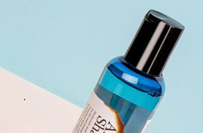 Được thành lập vào năm 2005, có 13000 mét vuông nhà xưởng tiêu chuẩn, là tập hợp nghiên cứu và phát triển, sản xuất và bán hàng tại một trong những doanh nghiệp sản xuất vật liệu đóng gói mỹ phẩm.